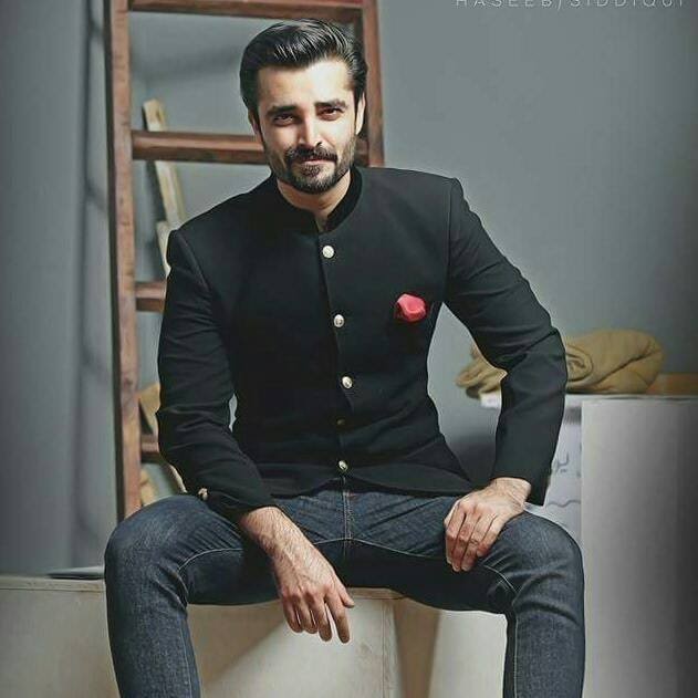 Hamza Ali Abbasi Biography | Net worth | TV shows | Career | Family | Education | Filmography | Facts | and other Controversies